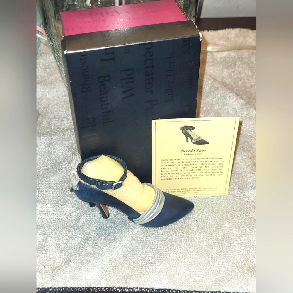 Just the right shoe collectible